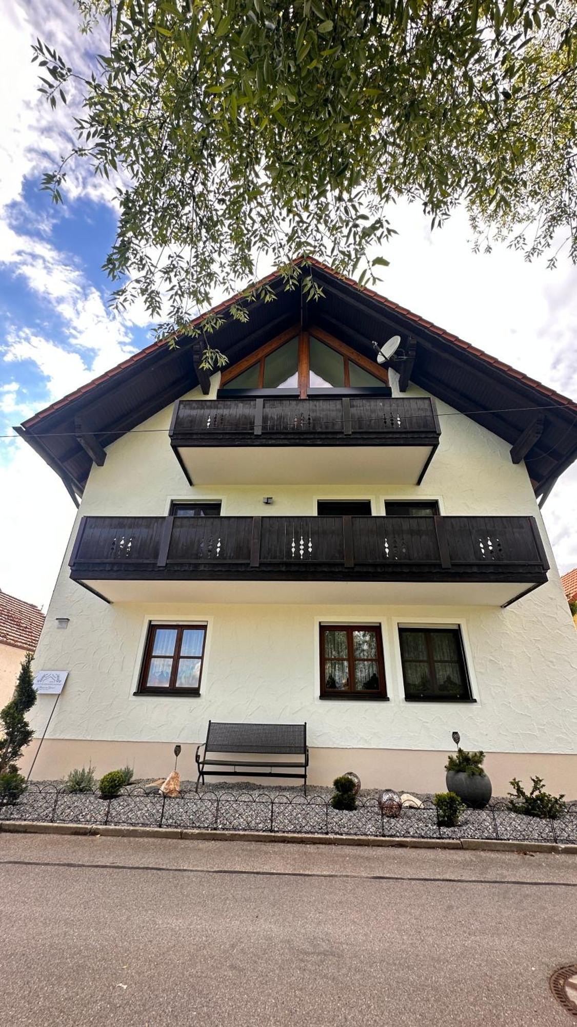 Idyllische Ferienwohnungen In Mossendorf Burglengenfeld Exterior photo